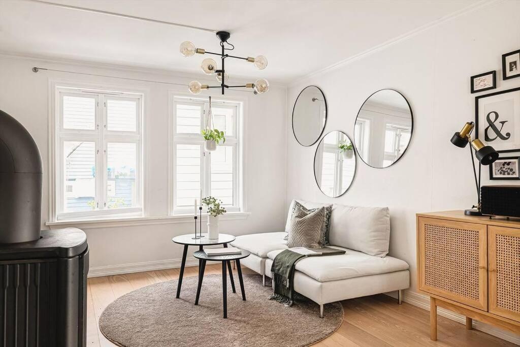 Beautiful Bergen House From 1790 Apartment ภายนอก รูปภาพ